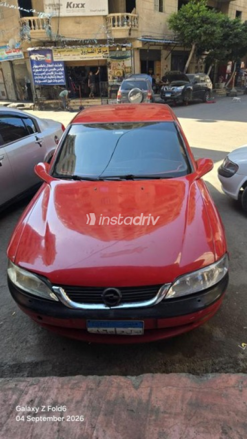 Opel Vectra 1996 Red Automatic Used for Sale in Alexandria - 1