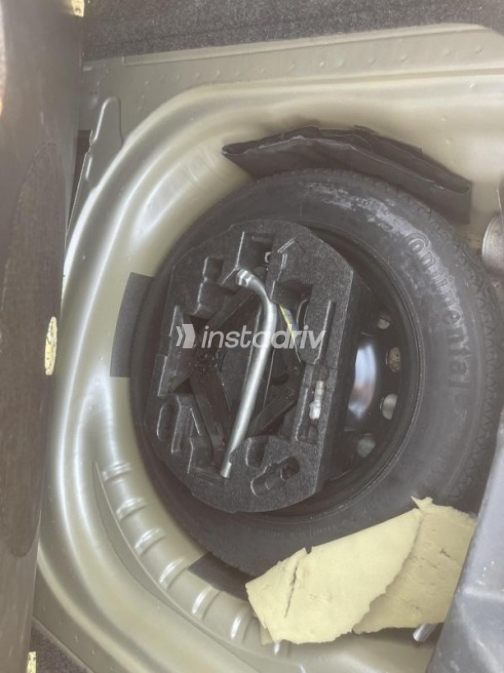 Volkswagen Jetta 2019 Silver Automatic Used for Sale in Cairo - 1