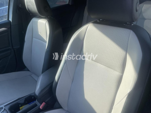 Volkswagen Jetta 2019 Silver Automatic Used for Sale in Cairo - 3