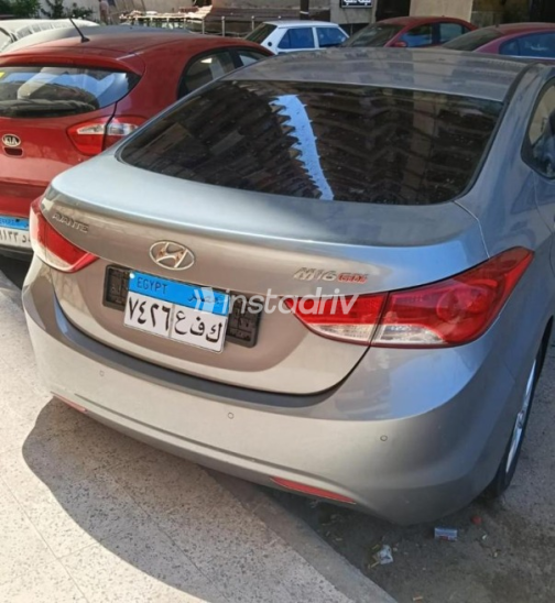 Hyundai Avante 2011 Dark Gray Automatic Used for Sale in Cairo - 4