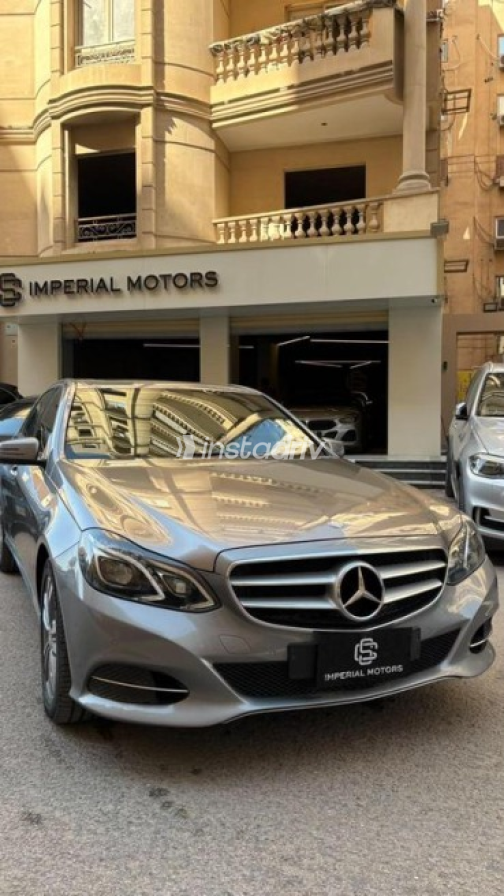 Mercedes E 200 2014 Gray Automatic Used for Sale in Maadi - 1