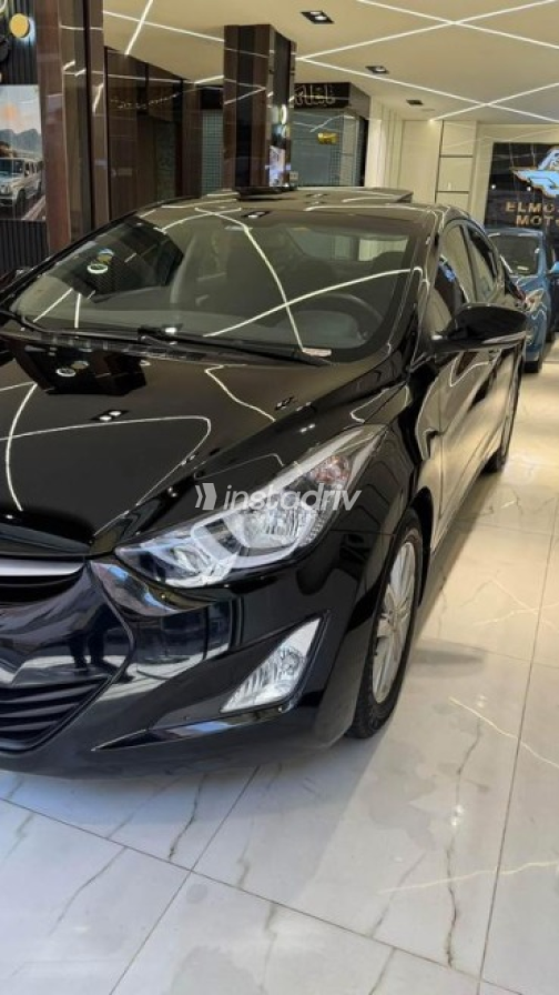Hyundai Elantra 2016 Black Automatic Used for Sale in Nasr city - 10