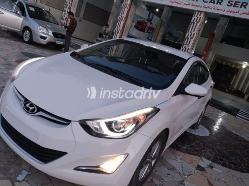 Hyundai Avante 2014 White Automatic Used for Sale in Mansoura - 4