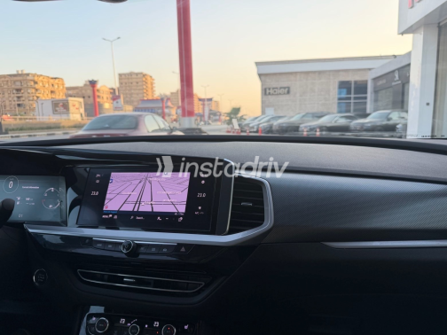 اوبل جراند لاند 2024 أزرق أوتوماتيك مستعملة للبيع في القاهرة الكبرى ( القاهرة - الجيزة) - 6