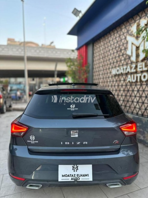 Seat Ibiza 2020 Dark Blue Automatic Used for Sale in Nasr city - 4