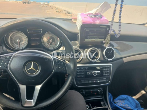 Mercedes CLA 180 2014 White Automatic Used for Sale in Alexandria - 5