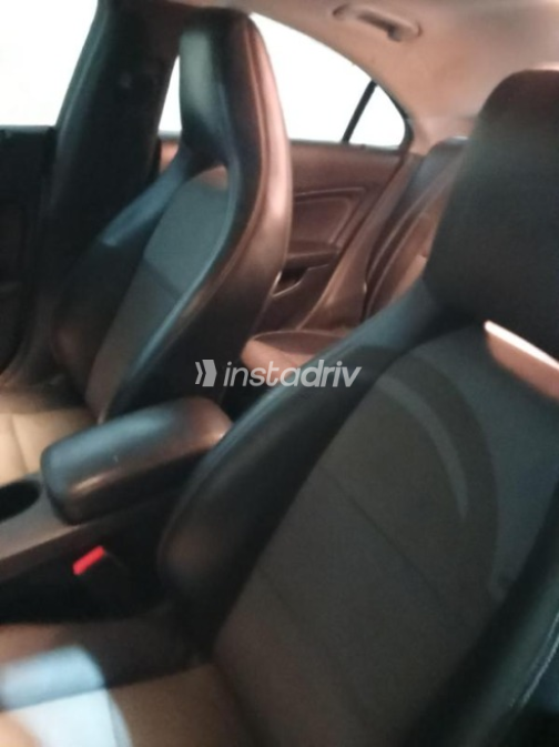Mercedes CLA 180 2014 White Automatic Used for Sale in Alexandria - 9