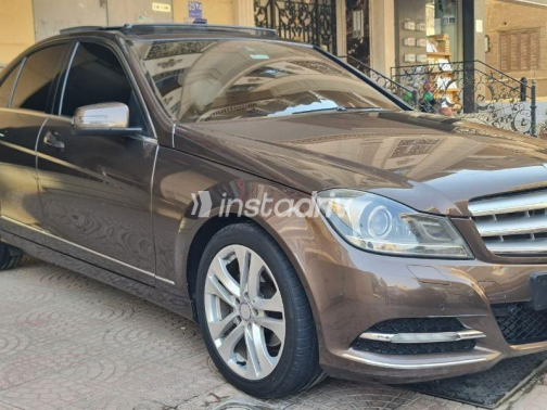 Mercedes C 180 2013 Brown Automatic Used for Sale in Cairo - 2