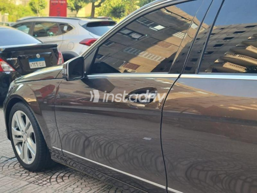 Mercedes C 180 2013 Brown Automatic Used for Sale in Cairo - 4