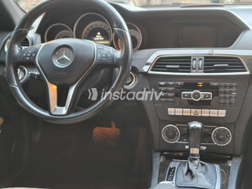 Mercedes C 180 2013 Brown Automatic Used for Sale in Cairo - 8