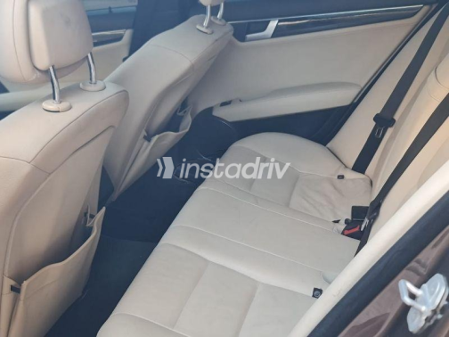 Mercedes C 180 2013 Brown Automatic Used for Sale in Cairo - 10