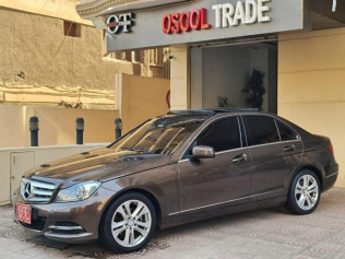 Mercedes C 180 2013 Brown Automatic Used for Sale in Cairo