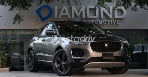 جاكوار E-pace 2019 رمادي أوتوماتيك مستعملة للبيع في القاهرة - 5