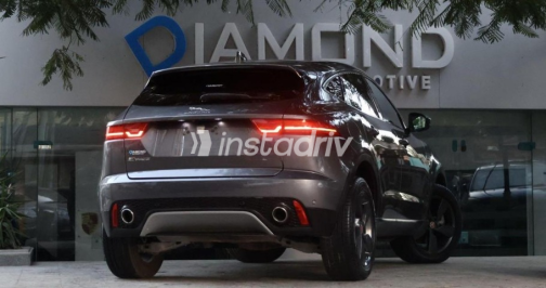 جاكوار E-pace 2019 رمادي أوتوماتيك مستعملة للبيع في القاهرة - 9
