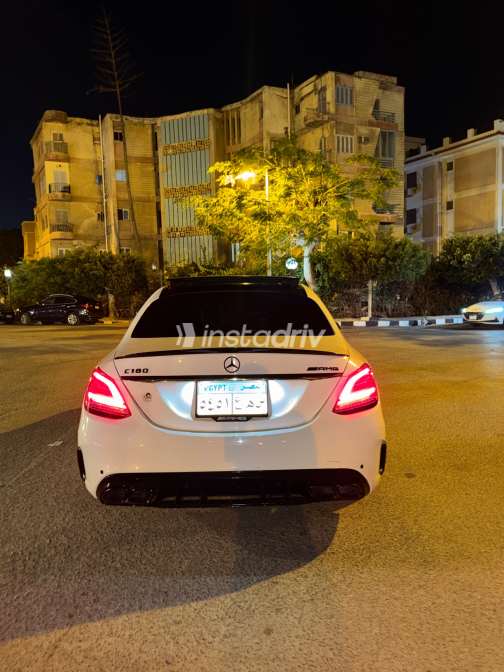 Mercedes C 180 2019 White Automatic Used for Sale in Greater Cairo ( Cairo + Giza) - 8