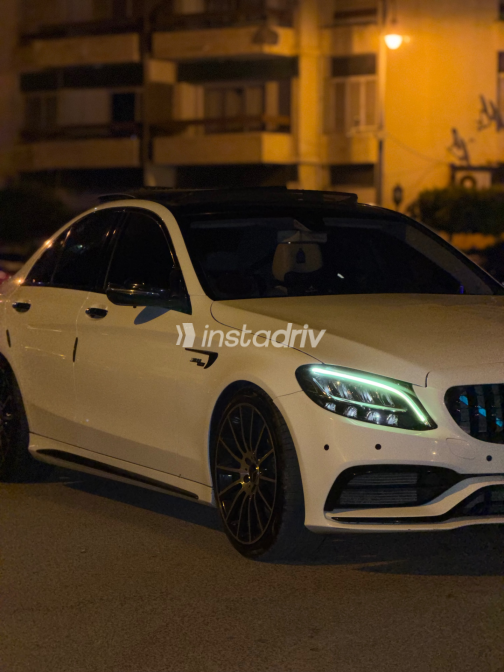 Mercedes C 180 2019 White Automatic Used for Sale in Greater Cairo ( Cairo + Giza) - 10