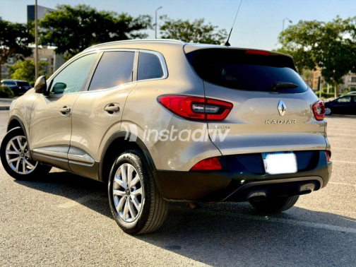 Renault Kadjar 2019 Gold Automatic Used for Sale in 6 October - 4