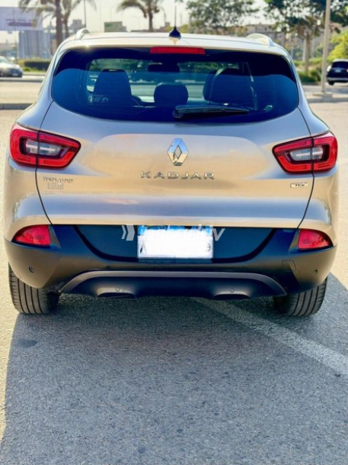 Renault Kadjar 2019 Gold Automatic Used for Sale in 6 October - 5