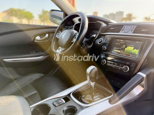 Renault Kadjar 2019 Gold Automatic Used for Sale in 6 October - 10