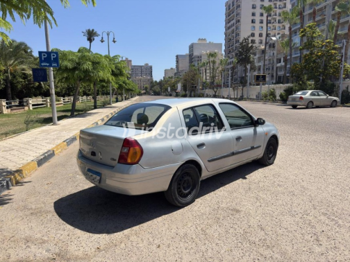 رينو كليو 2001 فضي يدوي مستعملة للبيع في الإسكندرية - 5