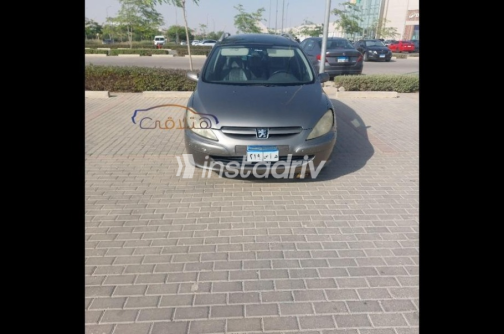 Peugeot 207 SW 2005 Beige Automatic Used for Sale in Cairo - 1