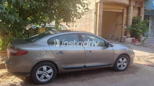 رينو فلوانس 2010 ذهبي أوتوماتيك مستعملة للبيع في الجيزة - 3