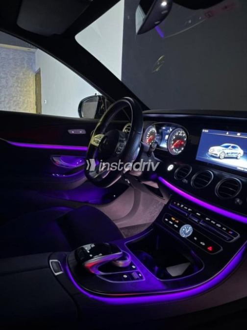 مرسيدس E 300 2021 أسود أوتوماتيك مستعملة للبيع في القاهرة الكبرى ( القاهرة - الجيزة) - 4