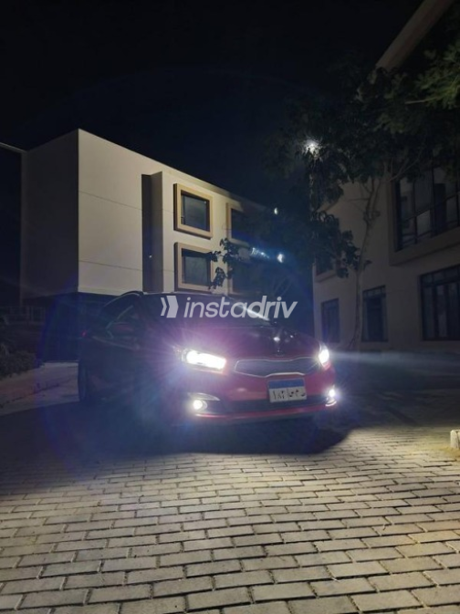 Kia Ceed 2019 Red Automatic Used for Sale in Cairo - 5