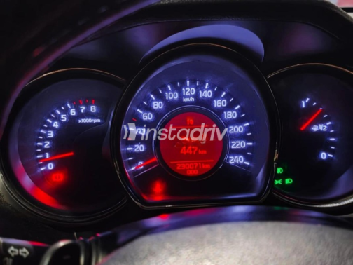 Kia Ceed 2019 Red Automatic Used for Sale in Cairo - 9
