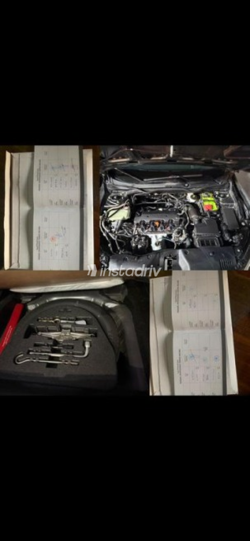 Honda Civic 2021 Dark Gray Automatic Used for Sale in Cairo - 4