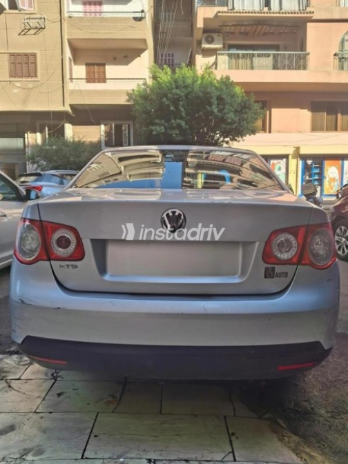 Volkswagen Jetta 2011 Silver Automatic Used for Sale in Dokki - 2