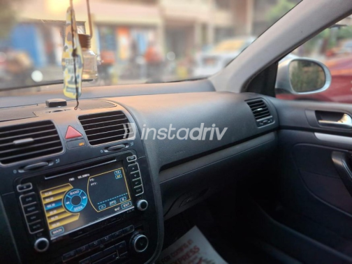 Volkswagen Jetta 2011 Silver Automatic Used for Sale in Dokki - 8