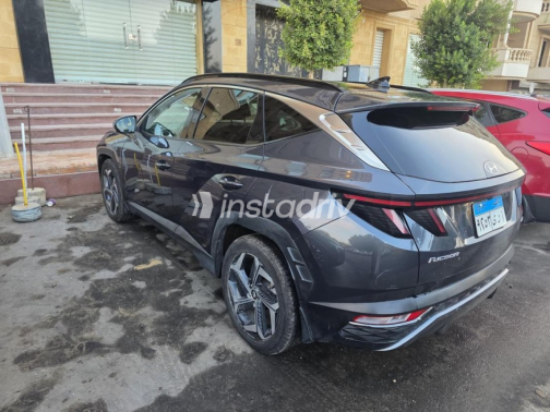 Hyundai Tucson 2022 White Automatic Used for Sale in Maadi - 2