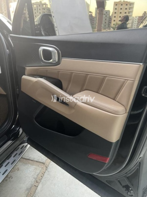 Kia Sorento 2024 Black Automatic Used for Sale in 6 October - 4