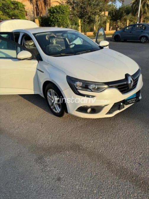 Renault Megane 2020 White Automatic Used for Sale in Cairo - 2