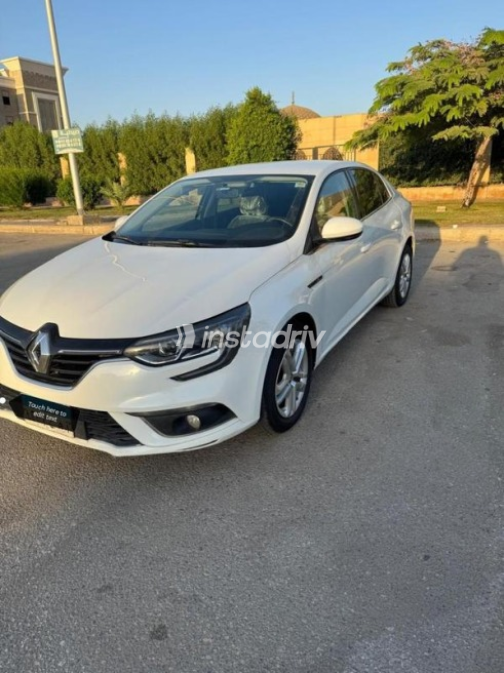 Renault Megane 2020 White Automatic Used for Sale in Cairo - 4