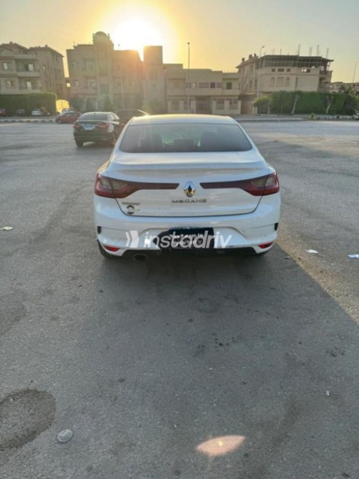 Renault Megane 2020 White Automatic Used for Sale in Cairo - 8