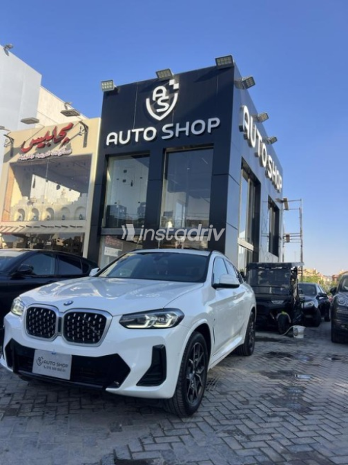 بي ام دبليو X4 2024 أبيض أوتوماتيك مستعملة للبيع في مدينة الشيخ زايد - 3