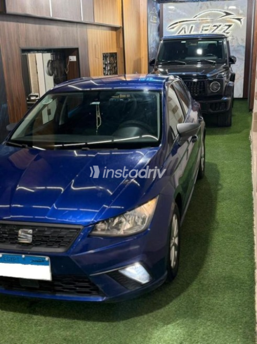 Seat Ibiza 2021 Dark Blue Automatic Used for Sale in Nasr city - 7