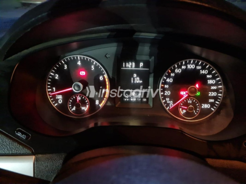 Volkswagen Jetta 2013 Silver Automatic Used for Sale in Cairo - 5