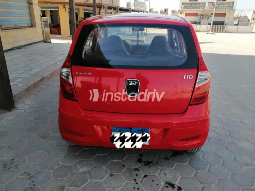 هيونداي I10 2013 أحمر يدوي مستعملة للبيع في السويس‎ - 4
