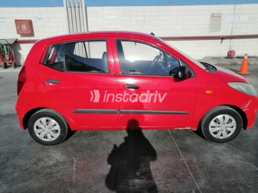 هيونداي I10 2013 أحمر يدوي مستعملة للبيع في السويس‎ - 5