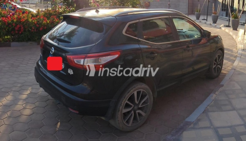 Nissan Qashqai 2017 Black Automatic Used for Sale in 6 October - 3