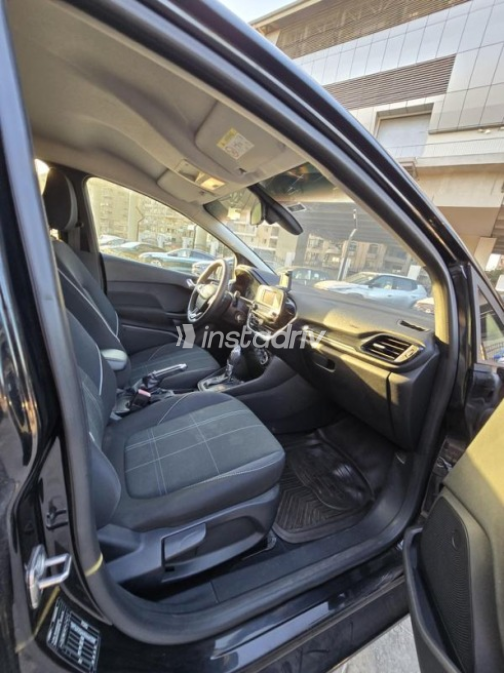 Ford Fiesta 2019 Black Automatic Used for Sale in Nasr city - 4