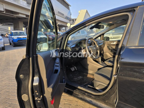 Ford Fiesta 2019 Black Automatic Used for Sale in Nasr city - 9