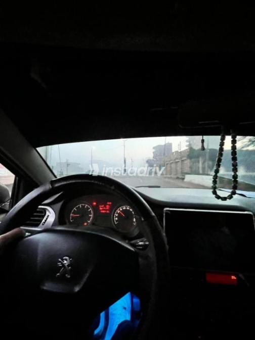 Peugeot 301 2015 Black Manual Used for Sale in Minya Al Qamh - 5