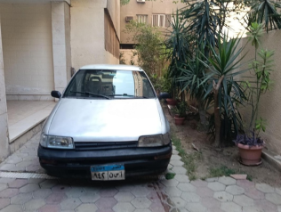 Daihatsu Charade 1992 Silver Manual Used for Sale in Heliopolis