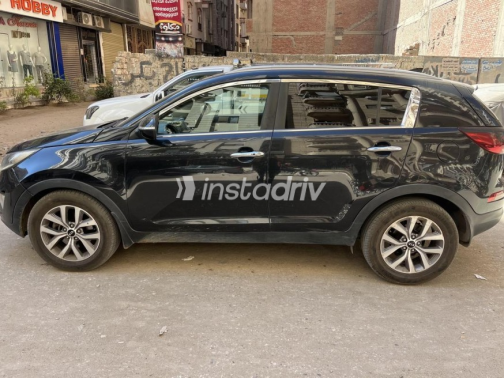 Kia Sportage 2015 Black Automatic Used for Sale in Cairo - 3