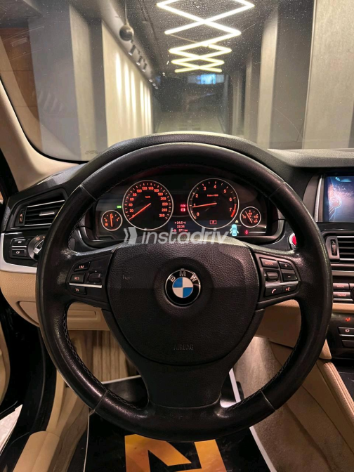 BMW 520 2014 Black Automatic Used for Sale in Greater Cairo ( Cairo + Giza) - 4
