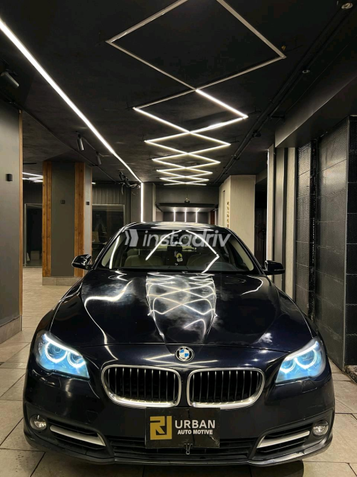 BMW 520 2014 Black Automatic Used for Sale in Greater Cairo ( Cairo + Giza) - 5
